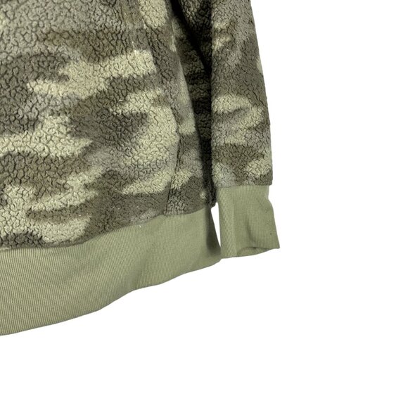 Cozy Softest Sherpa Camo Pullover Hoodie Medium Women Faux Fur Polyester - Picture 5 of 9